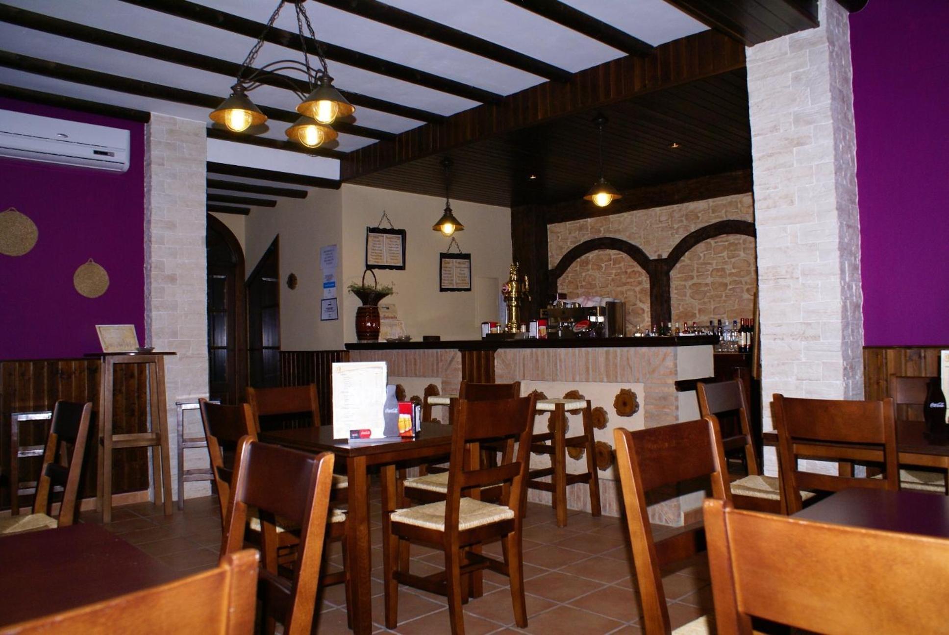 Hotel El Romeral Almaden de la Plata Luaran gambar